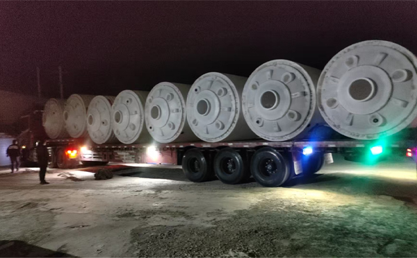 山丹锥底桶交付现场